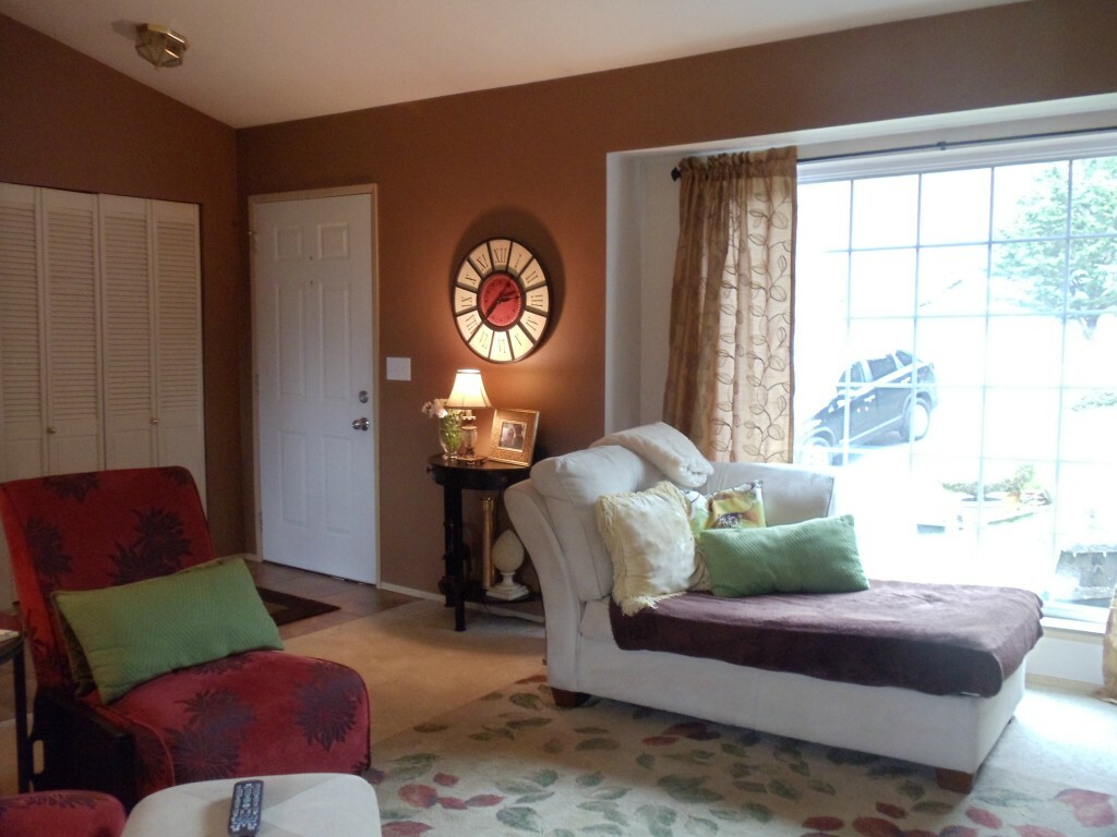Property Photo: 261 Summit Street WA 98282
