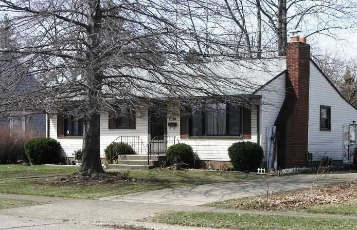 2038 N Manor Drive  Erie PA 16505 photo