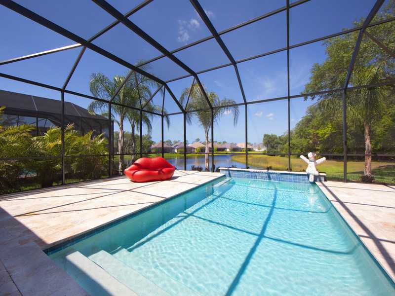 Property Photo: 12141 Thornhill Court FL 34202
