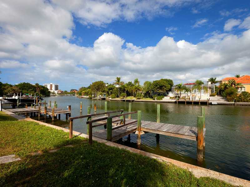 Property Photo:  435 S Polk Drive  FL 34236 