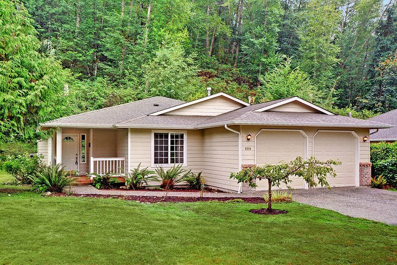 Property Photo:  8318 156th St NW  WA 98292 