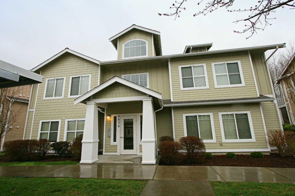 Property Photo:  4638 Celia Wy 102  WA 98226 