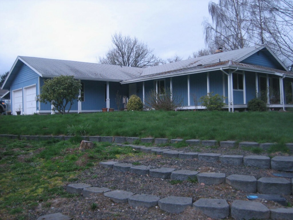 Property Photo:  1450 Lidstrom Rd E  WA 98366 