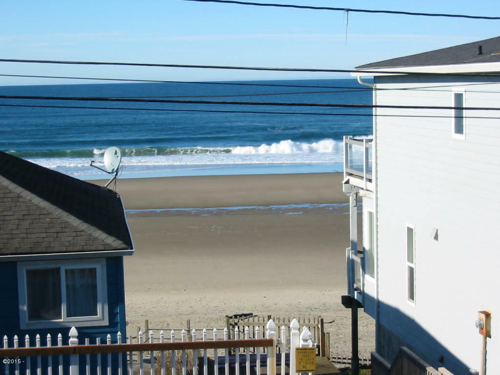 Property Photo: 3216 NW Inlet Avenue OR 97367