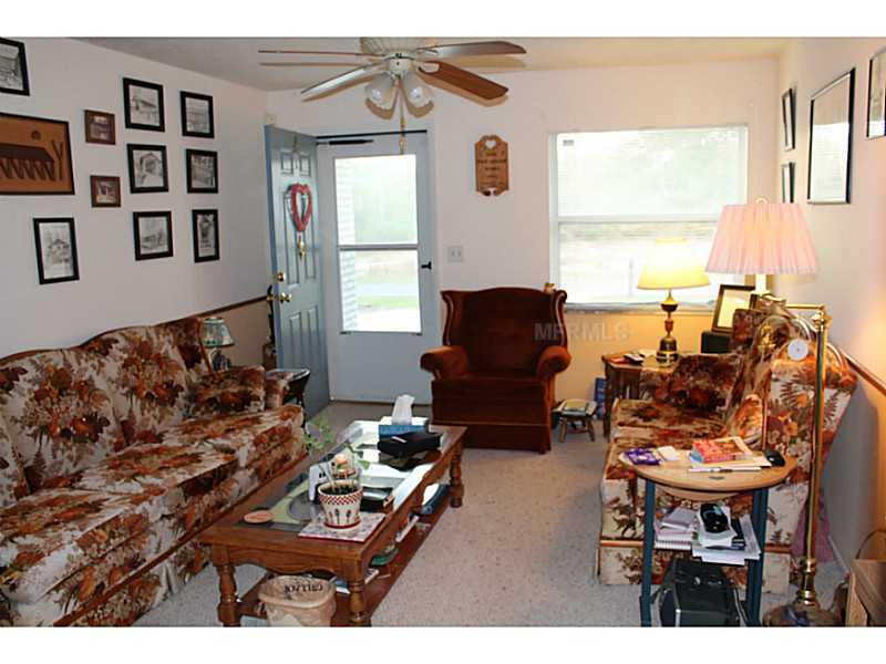 Property Photo: 2211 Lemon Drive FL 33898
