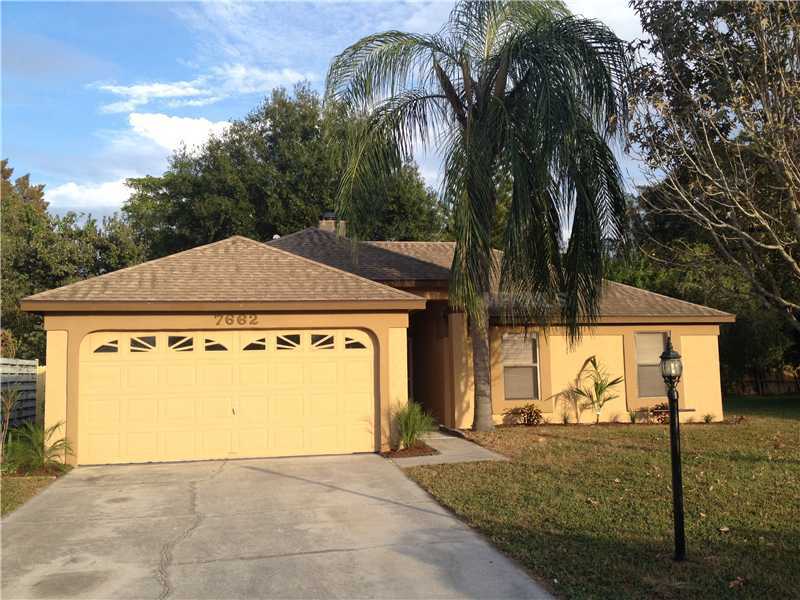 Property Photo:  7662 37th Street Circle E  FL 34243 