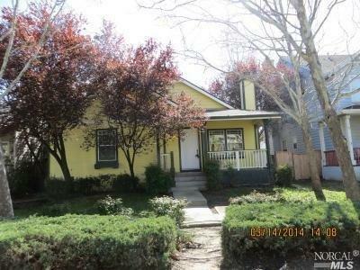 Property Photo:  711 Bay Street  CA 94585 