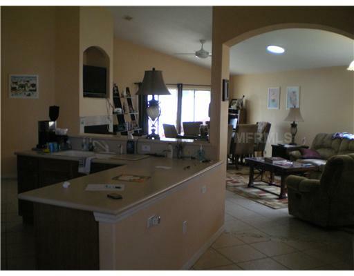 Property Photo:  752 Lady Diana Drive  FL 33837 