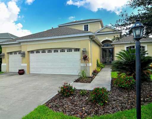 Property Photo:  8131 Coates Row Place  FL 34201 