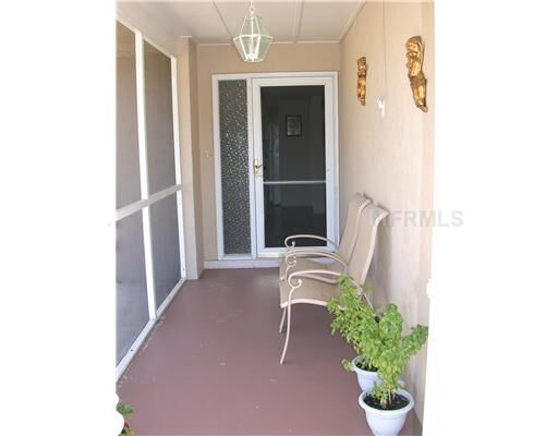 Property Photo: 272 Algiers Drive FL 34293