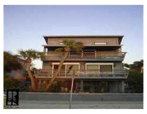 Property Photo: 1001 Gulf Way FL 33706