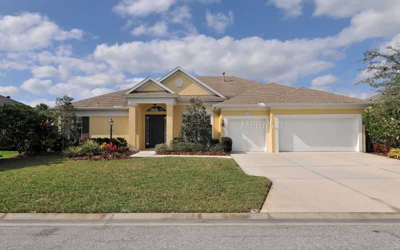 Property Photo: 8306 Planters Knoll Terrace FL 34201
