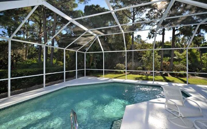 Property Photo:  7563 Links Court  FL 34243 