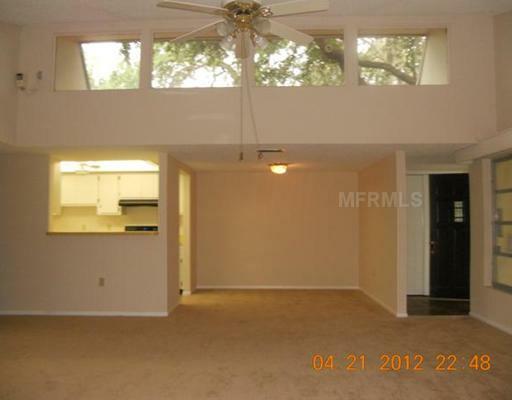 Property Photo:  2239 Circlewood Drive 17  FL 34231 