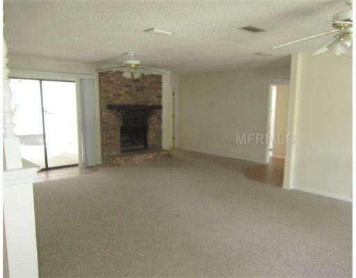 Property Photo:  4450 Shumard Oak Court  FL 32808 