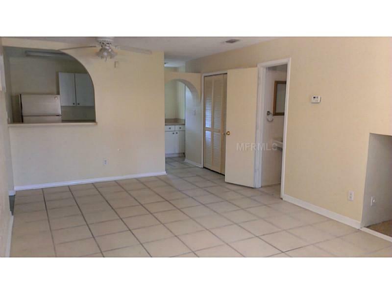 Property Photo: 436 Cottonwood Dr FL 32714
