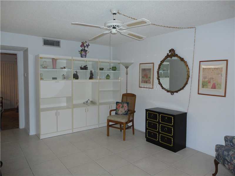 Property Photo: 4503 3rd Street Circle W 263 FL 34207