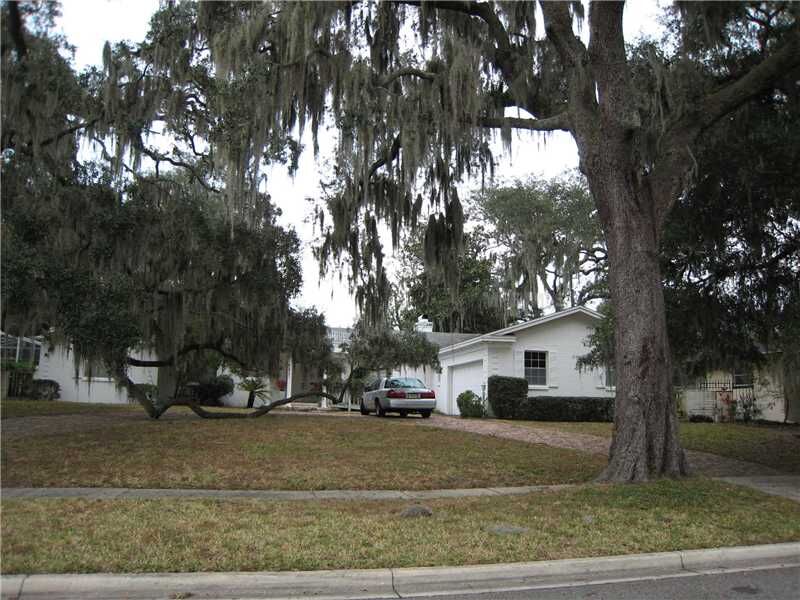 Property Photo:  2675 Middlesex Road  FL 32803 