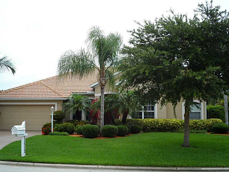 Property Photo:  11512 30th Cove E  FL 34219 