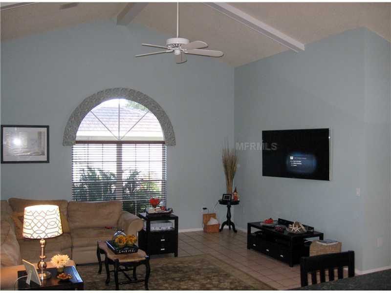 Property Photo:  609 Pineneedle Lane  FL 34223 