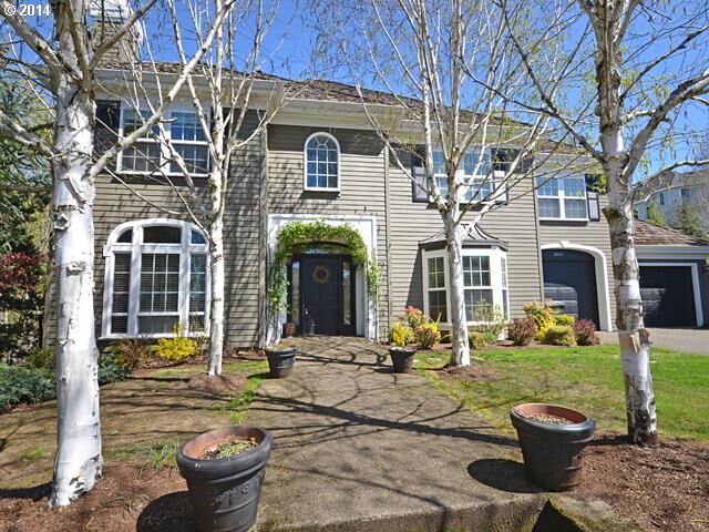 Property Photo:  2661 NW Birkendene St  OR 97229