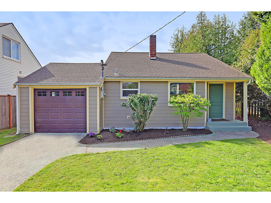 1475 NW 77th St  Seattle WA 98117 photo