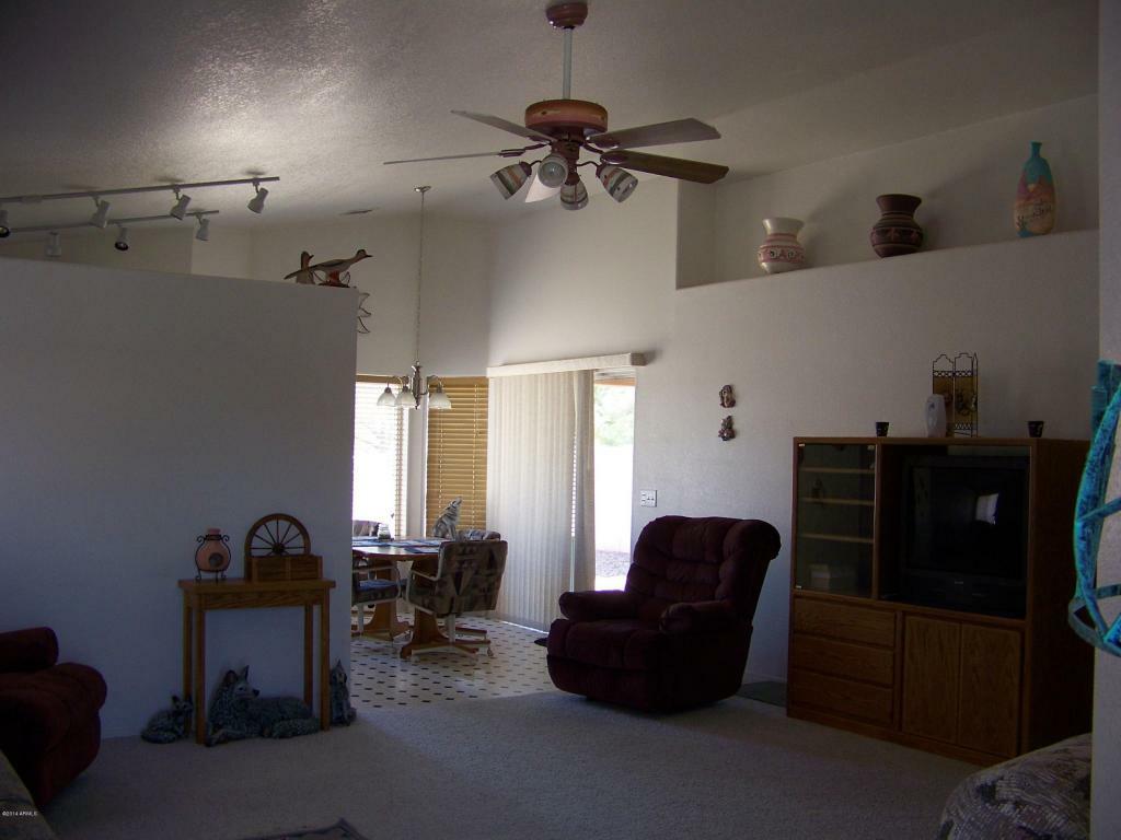 Property Photo:  1846 N Center Avenue  AZ 85122 