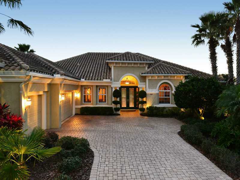 Property Photo:  1008 Rainbow Court  FL 34212 