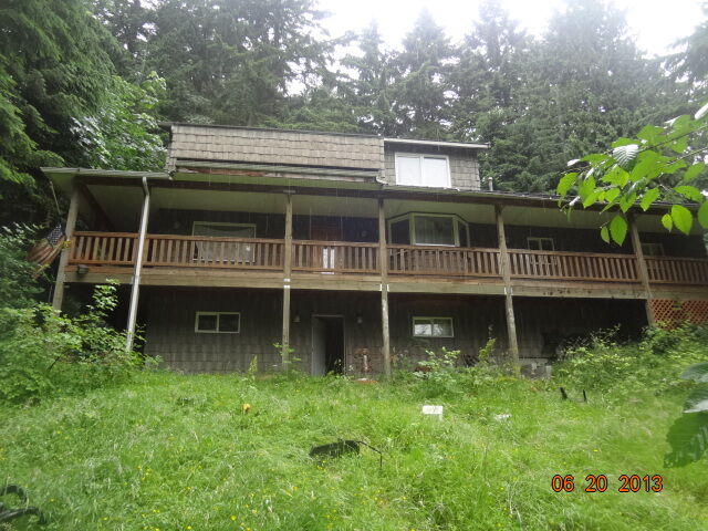 Property Photo: 20632 W Richmond Rd WA 98021