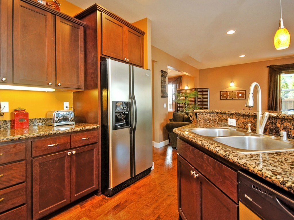 Property Photo: 5132 NE 8th St WA 98059