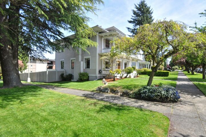 Property Photo:  523 N J St  WA 98403 