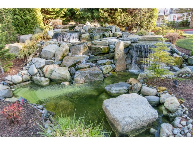 Property Photo:  5600 Harbour Pointe Blvd 1-104  WA 98275 