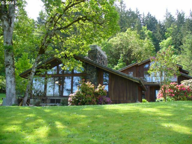 Property Photo: 34428 Deerwood Dr OR 97405