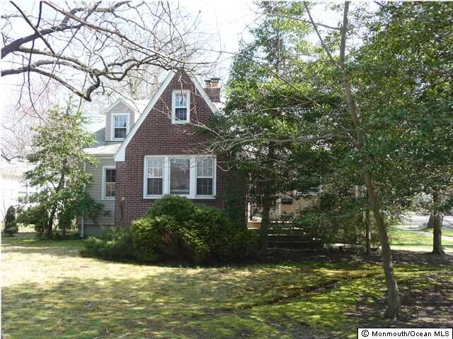 Property Photo:  81 Garden Road  NJ 07739 