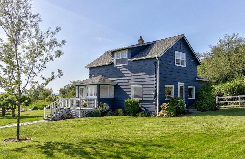 Property Photo:  12814 Farm To Market Rd  WA 98273 