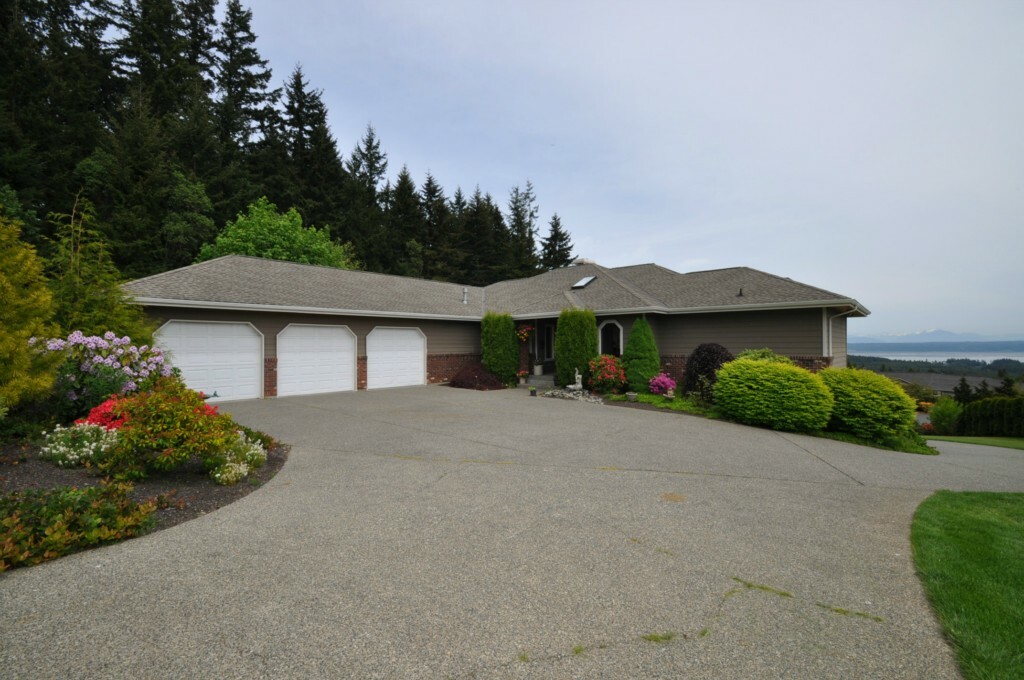 Property Photo:  20 Jacks Pass Ct  WA 98282 