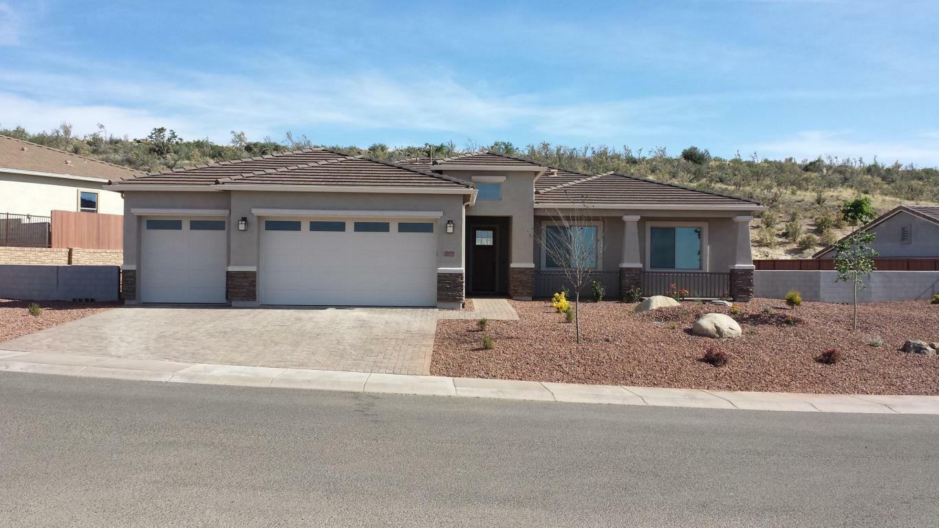 Property Photo: 1652 Solstice Drive AZ 86301