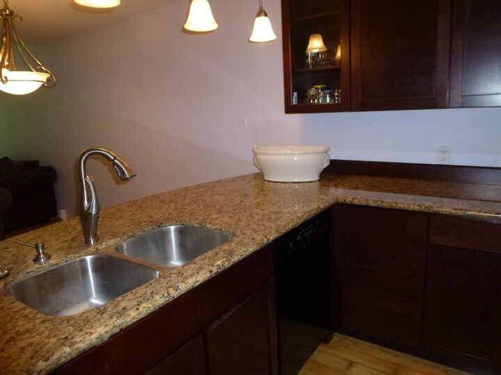 Property Photo:  6525  139 Place NE 38  WA 98052 