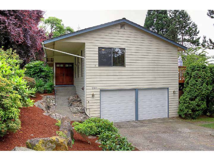 Property Photo: 12203 NE 162nd St WA 98011
