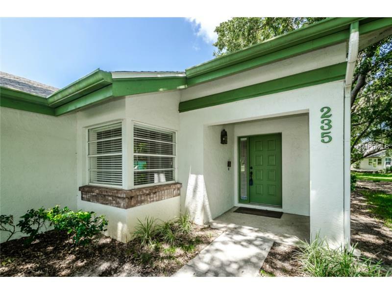 Property Photo:  235 Woodridge Circle  FL 34677 