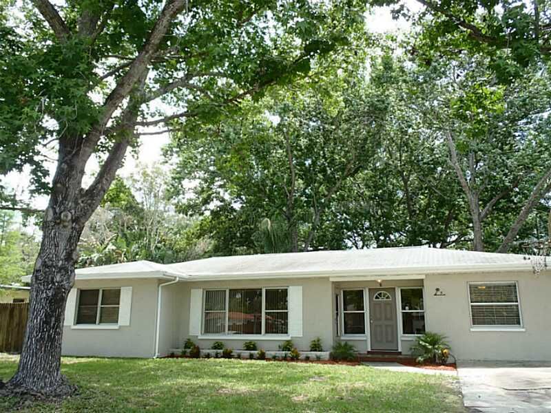 Property Photo: 5 S Cirus Avenue FL 33765