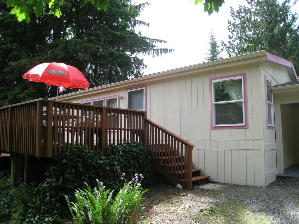 Property Photo:  11071 Alpine Rd  WA 98244 