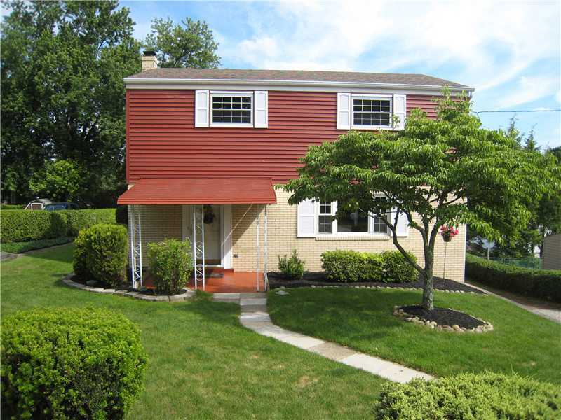 Property Photo:  1020 Merion  PA 15122 