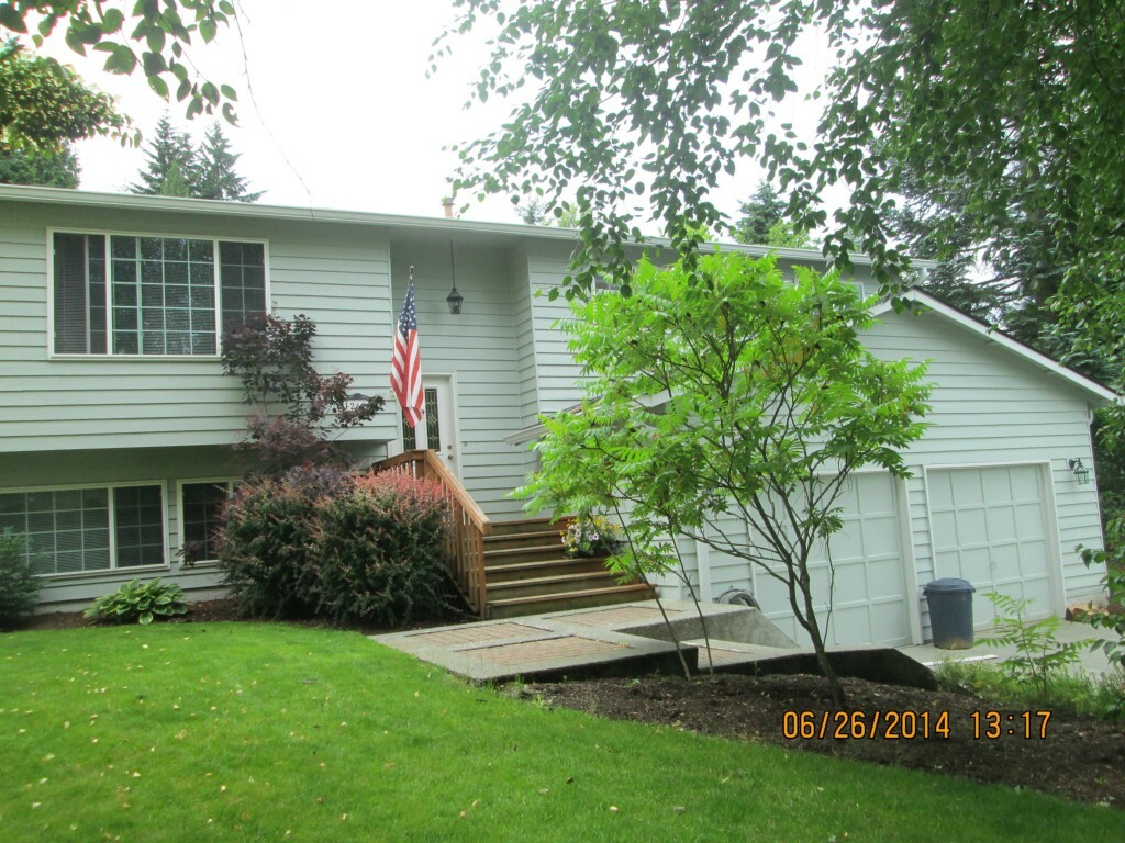 Property Photo: 12620 50th Dr SE WA 98208