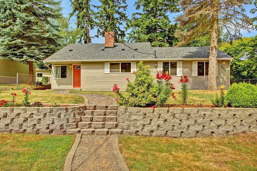 Property Photo: 3969 154th Ave SE WA 98006