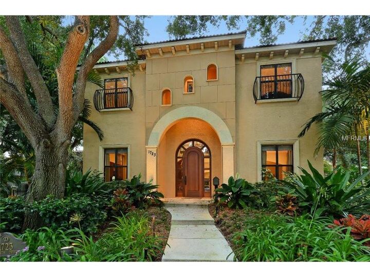 1723 North Drive  Sarasota FL 34239 photo