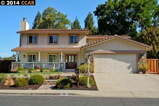 Property Photo: 19 Banbridge Pl CA 94523-2537