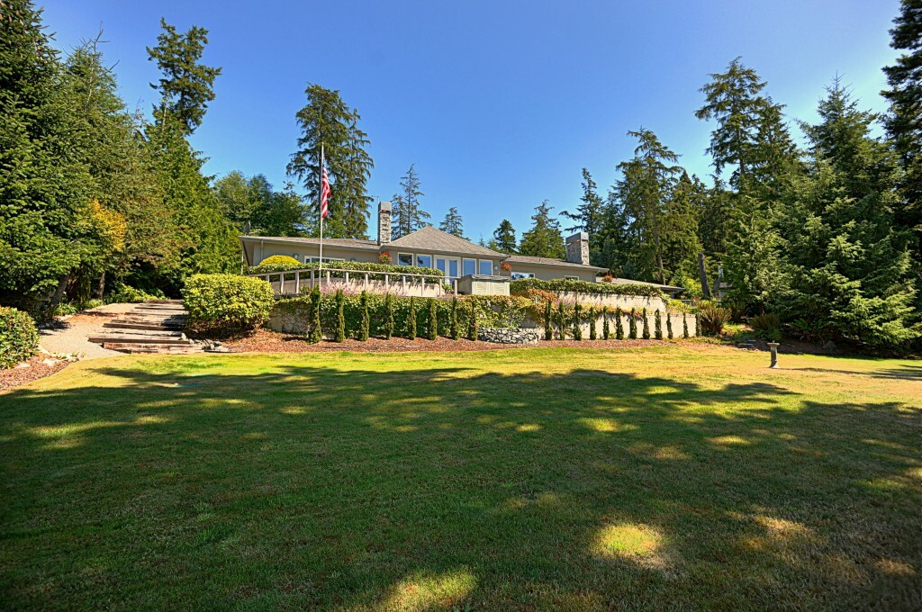 Property Photo:  3208 Smugglers Cove Rd  WA 98253 
