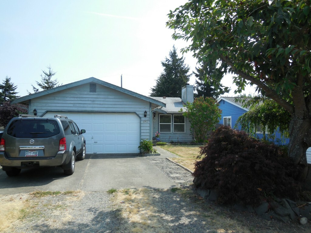 Property Photo:  4927 N Whitman St  WA 98407 