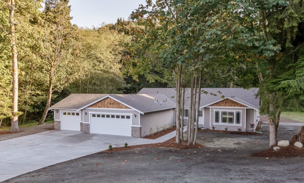 Property Photo:  177 Belmont Place  WA 98282 